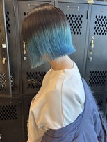 アチーブリス(achieve Liss)&nbsp;個性派水色カラーハイトーングラデーションダブルカラーボブ