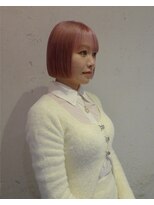 ルーム(Loom.)&nbsp;ハイトーンボブぱっつん前髪ボブミニボブ切りっぱなしボブ