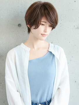 20代　30代　シャギーボブ　レイヤーショート