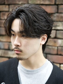 ルーシー 川越(LUCEY) センターパートフェザーパーマシャドウパーマメンズパーマ