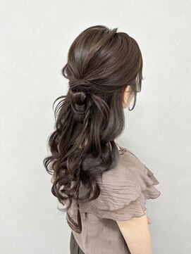 ソリン(Solin') カチモリハーフアップ