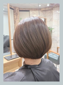 エルコット(elcot) 大人に似合うレイヤーボブ◆アッシュベージュ/40代/50代/60代