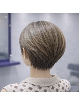 ミライイロの写真/【絶壁・多毛でも諦めない】ショートに失敗してきた方へ。数ミリで印象を変える“骨格補正”カット