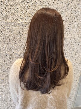 スリー ナカノシマ(three. Nakanoshima) 【柔らか質感】マロンブラウンのレイヤーロング×艶