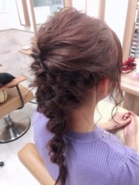 グレープ バイン(GRAPE VINE) 編み込みダウンスタイル☆【Grapevine新小岩】