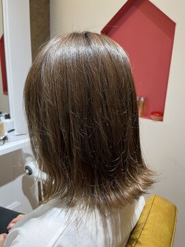 アヴァンス 天王寺店(AVANCE.) ミルクティーベージュ×切りっぱなしショート