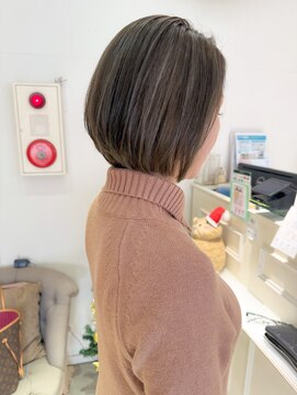 バブ バイネオリーブ(Bab by neolive) ショートボブ/白髪ぼかし/ハイライト/ミセスヘア/小顔/くびれ/