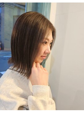 サーティーン(THIRTEEN) 外ハネボブ×細めハイライトで透明感UP♪《20代30代》