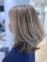 ステア ケース(stair case)&nbsp;ハイライトさ半年に一度！　リタッチで白髪ぼかしメンテナンス