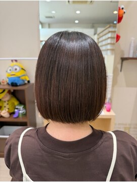 デザイニングヘアードゥ(designing hair Deux) ワンレングスボブ【ボブ、ミニボブ、ワンレングス、ショート】