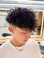 ルーシー 渋谷(LUCEY)&nbsp;スペインカールハイライトスパイラルパーマフェード極道パーマ