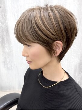 ルーファス 恵比寿 渋谷(Ruufus) 【40代50代60代】大人ハンサムショートボブ／前髪あり