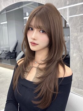 マウルルナ(MAEUL luna) レイヤーカット/ベージュカラー/萩村風人