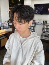 アムティ(Amoute)&nbsp;無造作フェザーパーマ