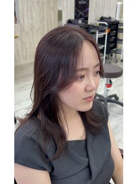 トウキョウヨシつね 御幸ヶ原店(TOKYO Yoshi) 外ハネ風ミディアムロングスタイル