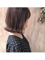 ツイギー 伊賀上ビル店(TWiGGY)&nbsp;カジュアルガーリーなラフボブ。