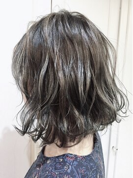 アレーン ヘアデザイン(Alaine hair design) 【NAOMI】3D無造作ボブ×ハイローアッシュ