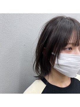 エモ(emo.) スリークボブ × 艶感グレージュ