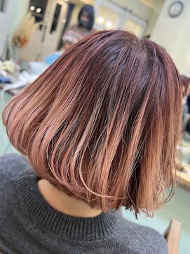 ウエスト オーランド(WEST O LAND) ベレーグラデーションボブ