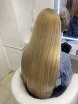 ヘイルジューシー(hail JUICY)&nbsp;ブロンドロングヘアー