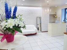 サロンの中はナチュラルでアットホームな雰囲気☆