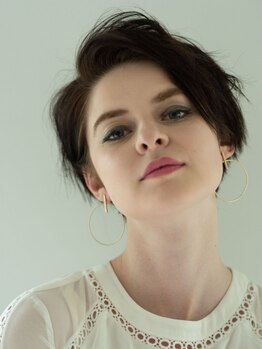 名前のない美容室の写真/骨格や髪質を見極めたカット技術で、伸びてもキレイなシルエットを実現！サロン帰りのスタイルが続く♪