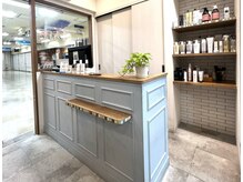 ヘアーズ ジェイジェイ Hairs JJ 長田店の雰囲気（高速長田駅徒歩5分！バス停も目の前！便利な立地で通いやすい！）