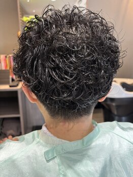 パインデゴールド(Pine de Gold)の写真/【阪急甲東園駅から徒歩5分】リラックス効果の高い2種類の選べる極上ヘッドスパで健康的な美髪へ♪