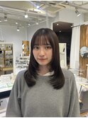 ミディアムヘア暗めカラーデザインカラーフェイスフレーミング