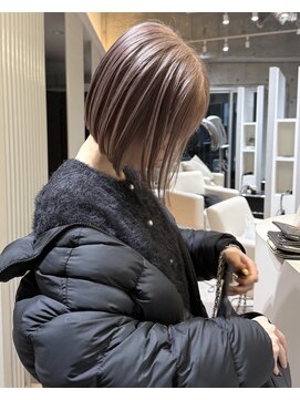 レム(Rem) ピンクベージュボブ