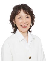 ブロッサム プロデュースド バイ エガオ(Blossom PRODUCED by EGAO) 50・60代におすすめ☆ウルフ風ミディアム