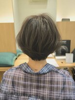 ウイバイファースト(u'i by first) 丸みのある大人ショートボブ