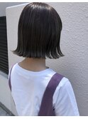 Lia　オリーブカラー、透明感凄いです♪