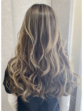 ルービック 梅田茶屋町(Rubik) 立体感カラー#バレイヤージュ#大人かわいい