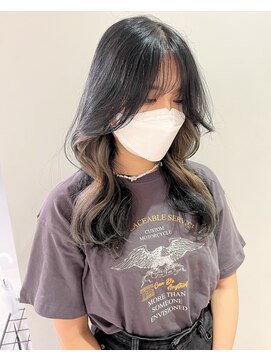 ニコフクオカヘアーメイク(NIKO Fukuoka Hair Make) 【NIKO】韓国レイヤー/ヨシンモリ/インナーカラー