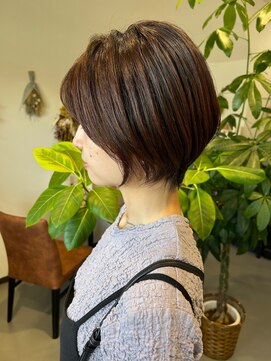 ヴィータ(vita) ひし形シルエットショート