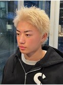 1388プラチナハイトーンカラー刈り上げスパイキー短髪ショート