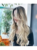 ルーヴェ(LOWE) 【AYANO】5/ バレイヤージュブリーチ3回以上/ホワイトブロンド