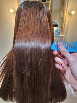 オルガ(Olga) 髪質改善/縮毛矯正/ストレート/ナチュラル/カラー/白髪染め