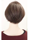 【 I. 】30代からのナチュラル前下がりショートボブ 川口