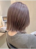 横浜ペールピンクベージュカラータッセルボブ切りっぱなしボブ
