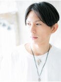 大人ブラックセンターパート刈り上げショートZ北浦和