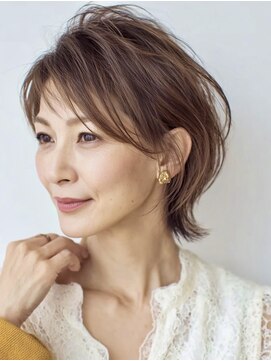 ハーツ(Heart's) 大人ショート 白髪ぼかし 脱白髪染め 40代50代60代