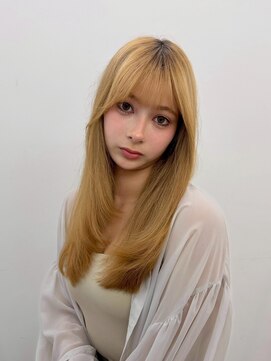 ヒュー 広島(HEW) 20代30代大人かわいいレイヤーカットグレージュヘア