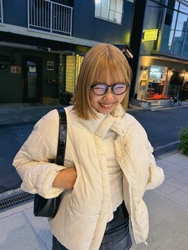 ベック(BECK) ボブ/ハイトーンボブ/ベージュカラー