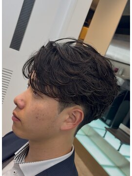 フィフスパーク(fifth PARK) 渋谷men'sフェザーパーマfifthセンターパートメンズカット微分け