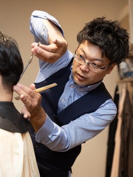 カラスパの写真/《男性専用クーポン多数ご用意》ONもOFFもカッコよく決まる！再現性抜群のカットで毎朝の準備も楽々に