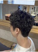 スパイキーショートパーマ