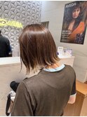 切りっぱなしボブ/バレイヤージュカラー/ハイトーンベージュ