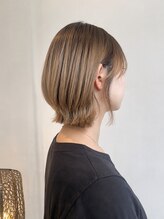 伸ばし途中でもキレイ！形と艶を整えるメンテナンスカット